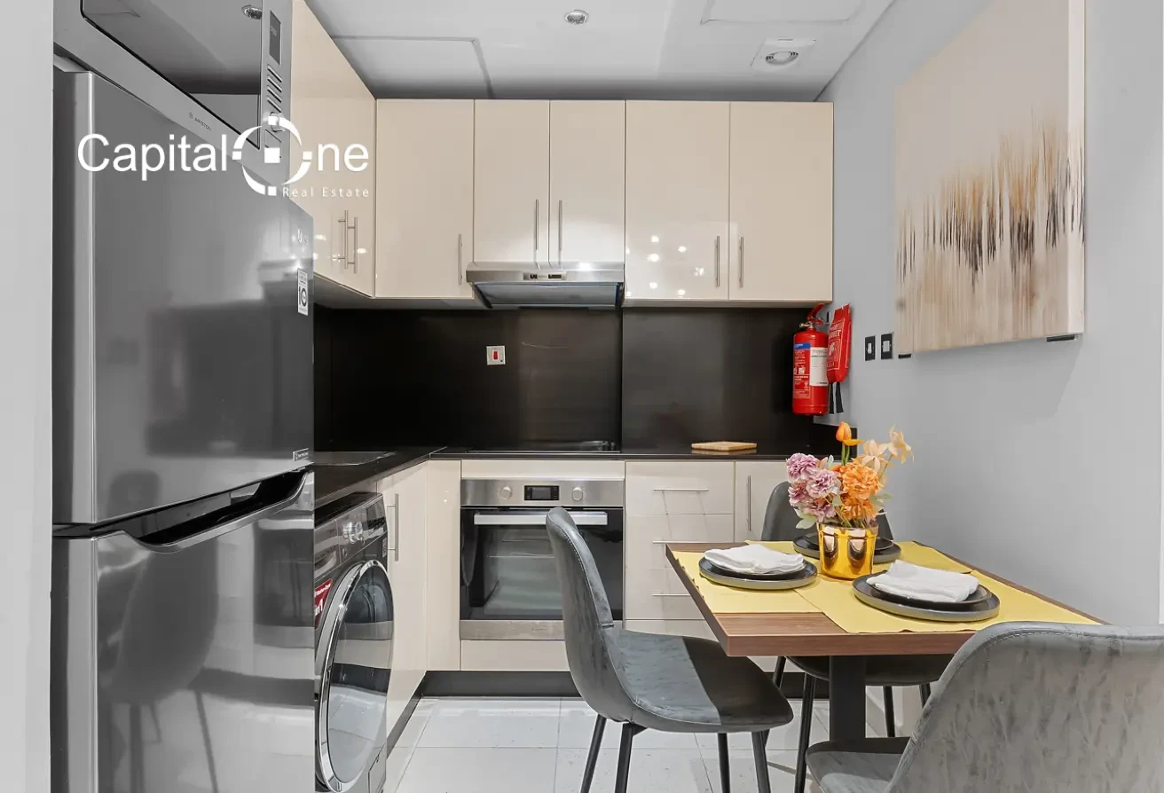 NEAR METRO NO COMMISSION and BILLS INCLUDED 1BHK - Apartment in Salaja Street