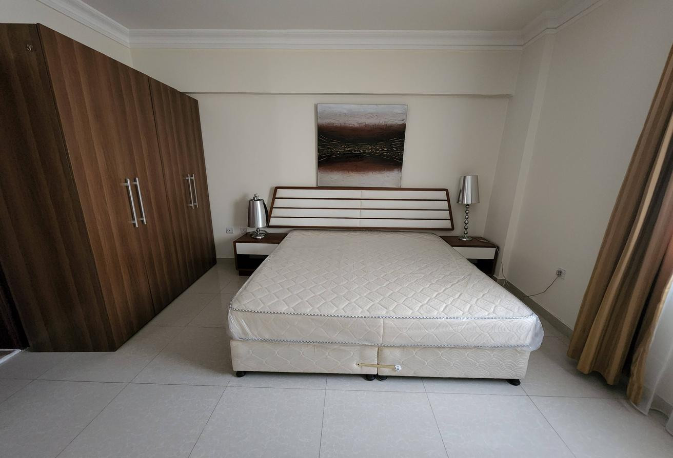 Specious fully Furnished 3BHK For Family In Ghuwai - Apartment in Umm Ghuwailina