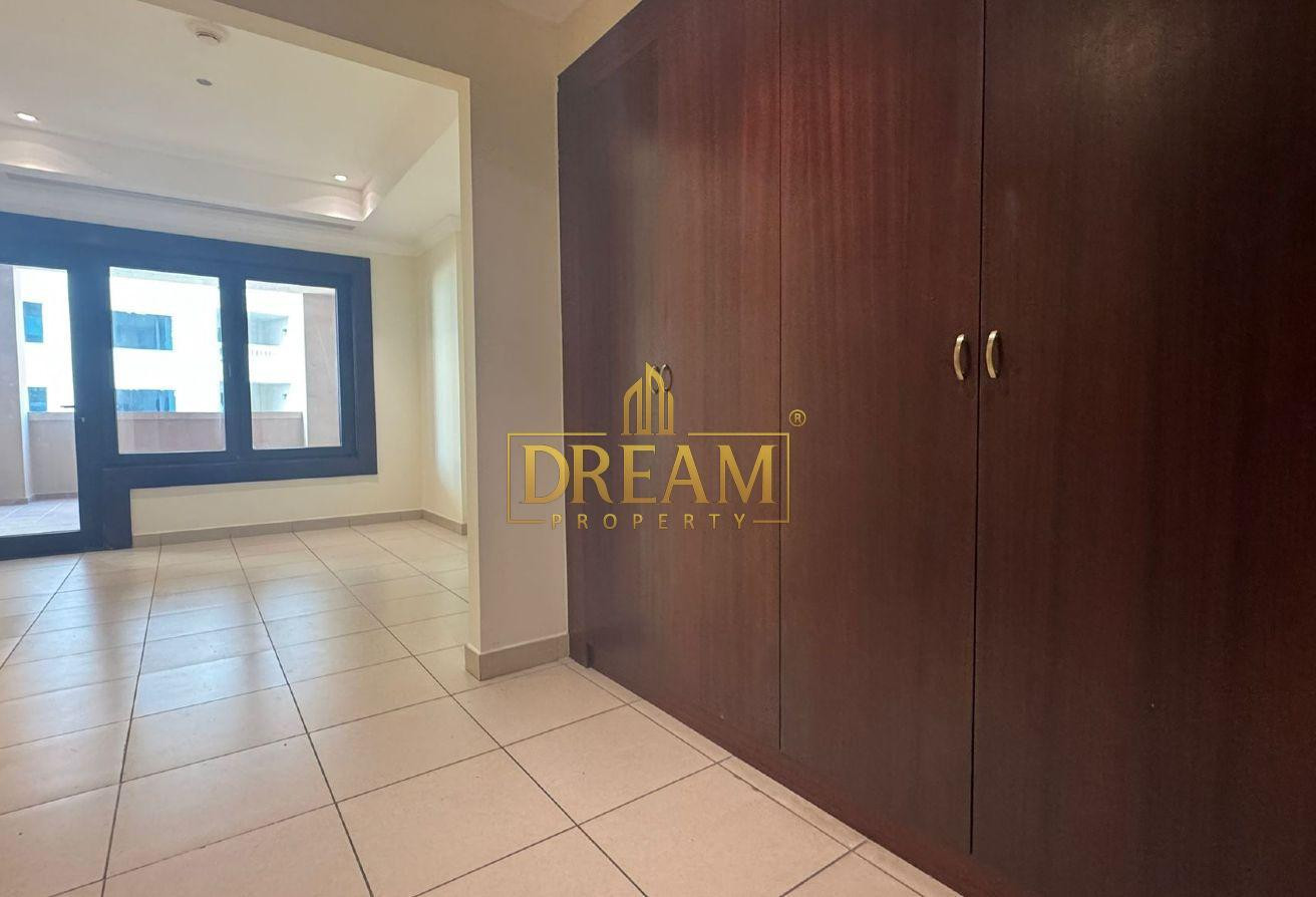 Porto Arabia – Elegant 1BHK | Partial Marina View - Apartment in Marina Gate