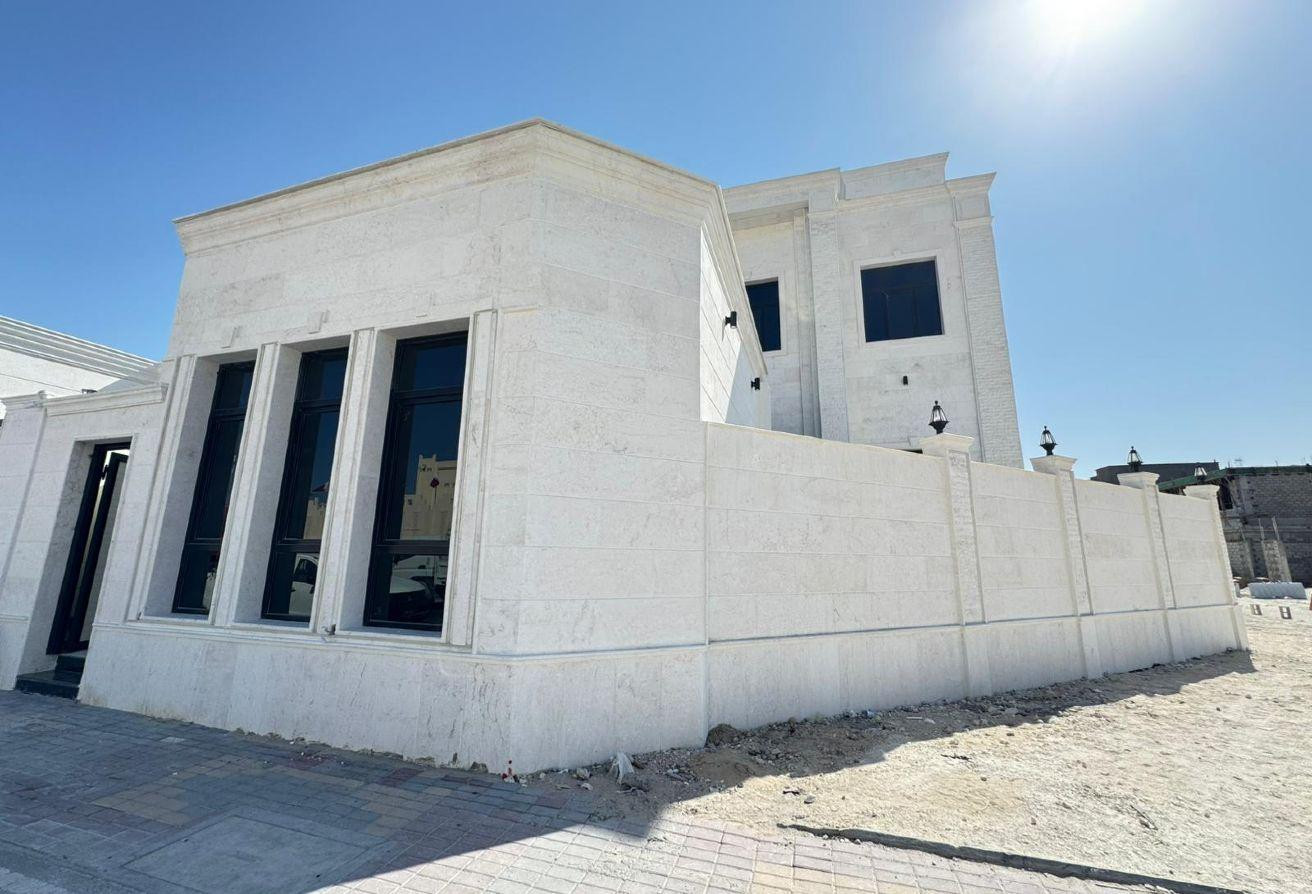 للبيع فيلا مودرن بالثمامه مع مصعد اول ساكن 4 مليون - Villa in Al Thumama