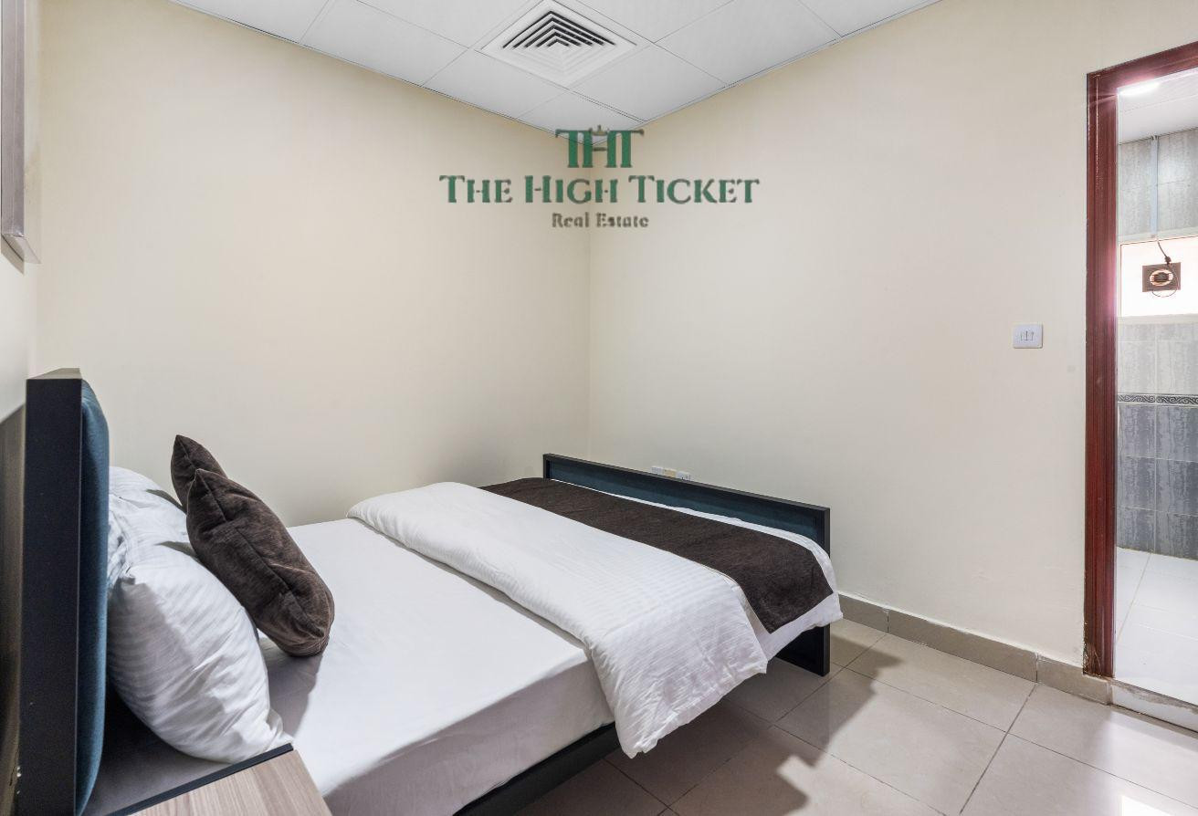 Spacious | 1BHK | FF | Free Wi-Fi - Apartment in Al Hilal East