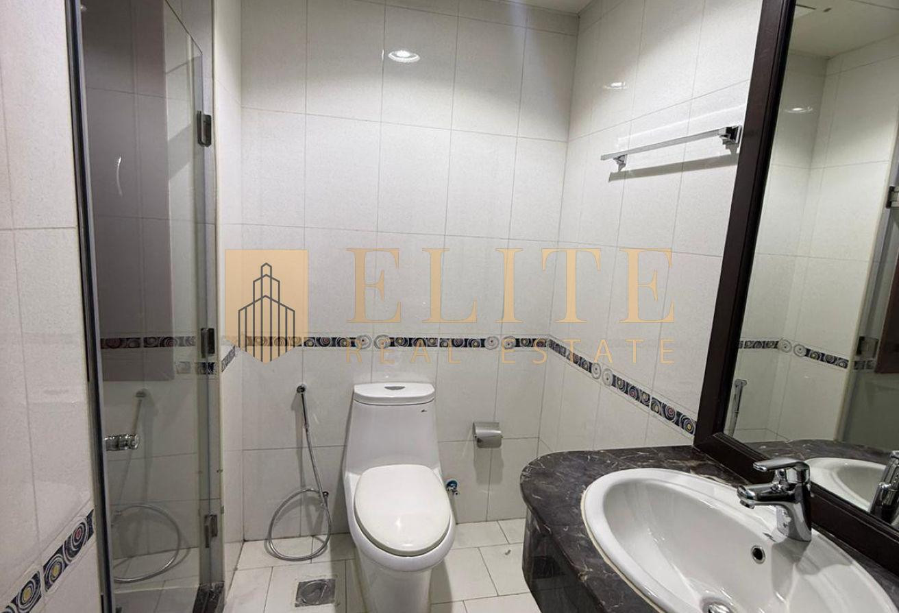 Brand new , semi furnished , Pearl Qatar - Apartment in East Porto Drive