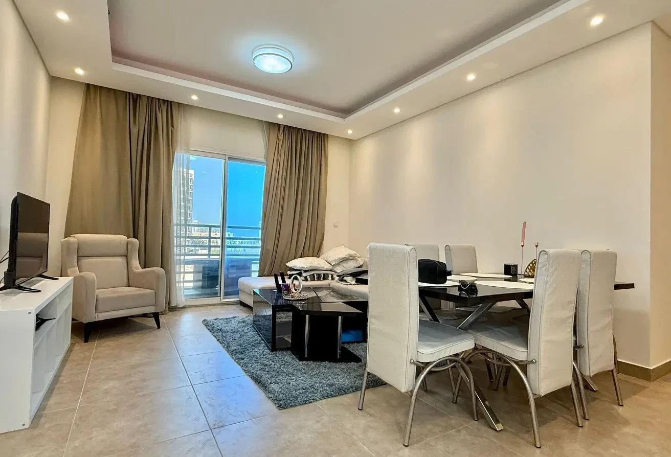 Spacious - Two Master Bedrooms - Lusail City - Apartment in Al Erkyah City