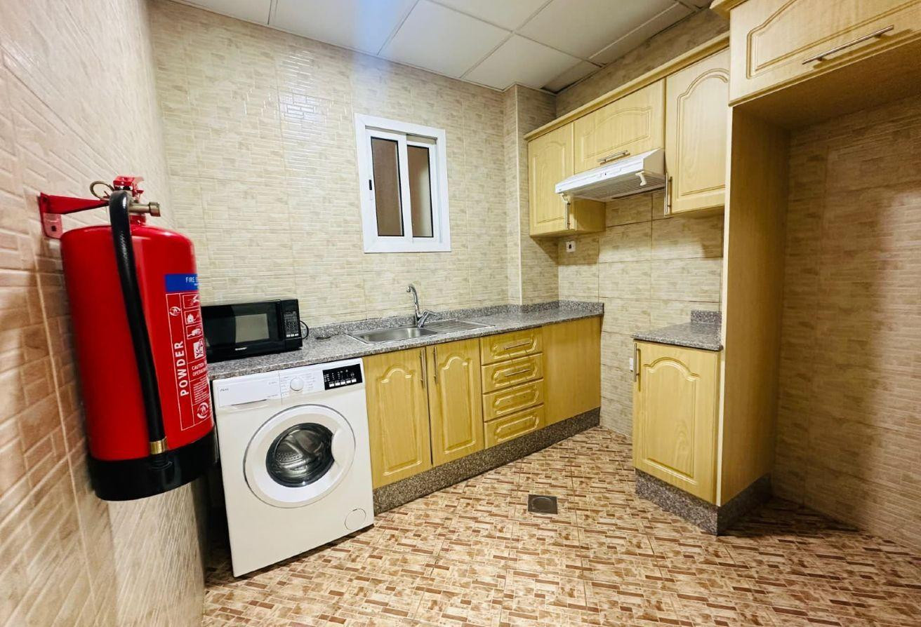 Luxury All-Inclusive Studio Close to Metro - Studio Apartment in Al Sadd Tourist Apartments