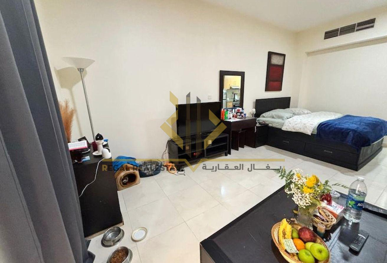 Fully Furnished Studio with balcony in Fox Hills - Studio Apartment in Fox Hills