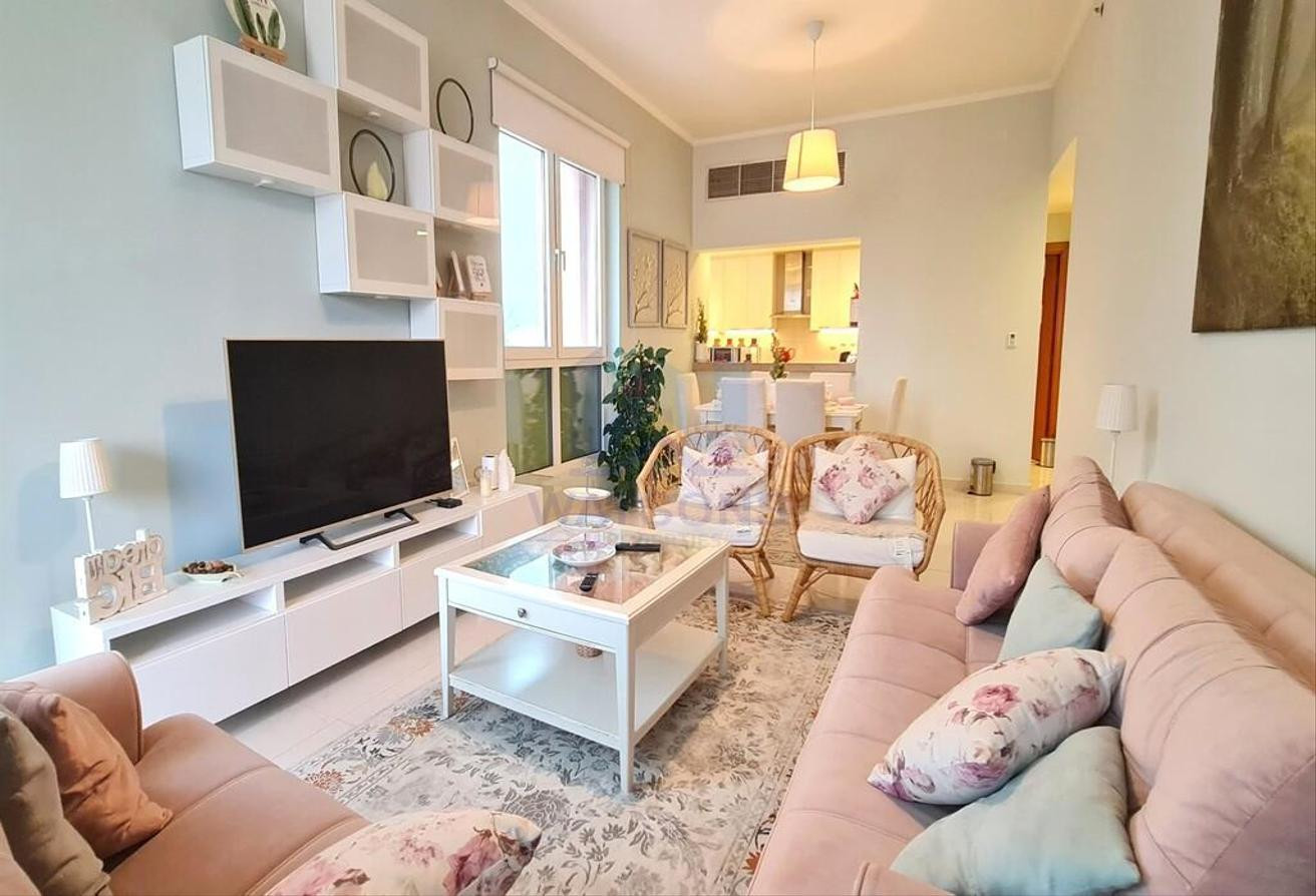 STUNNING FURNISHED 2BHK RENTED APT+BALCONY - Apartment in Viva West