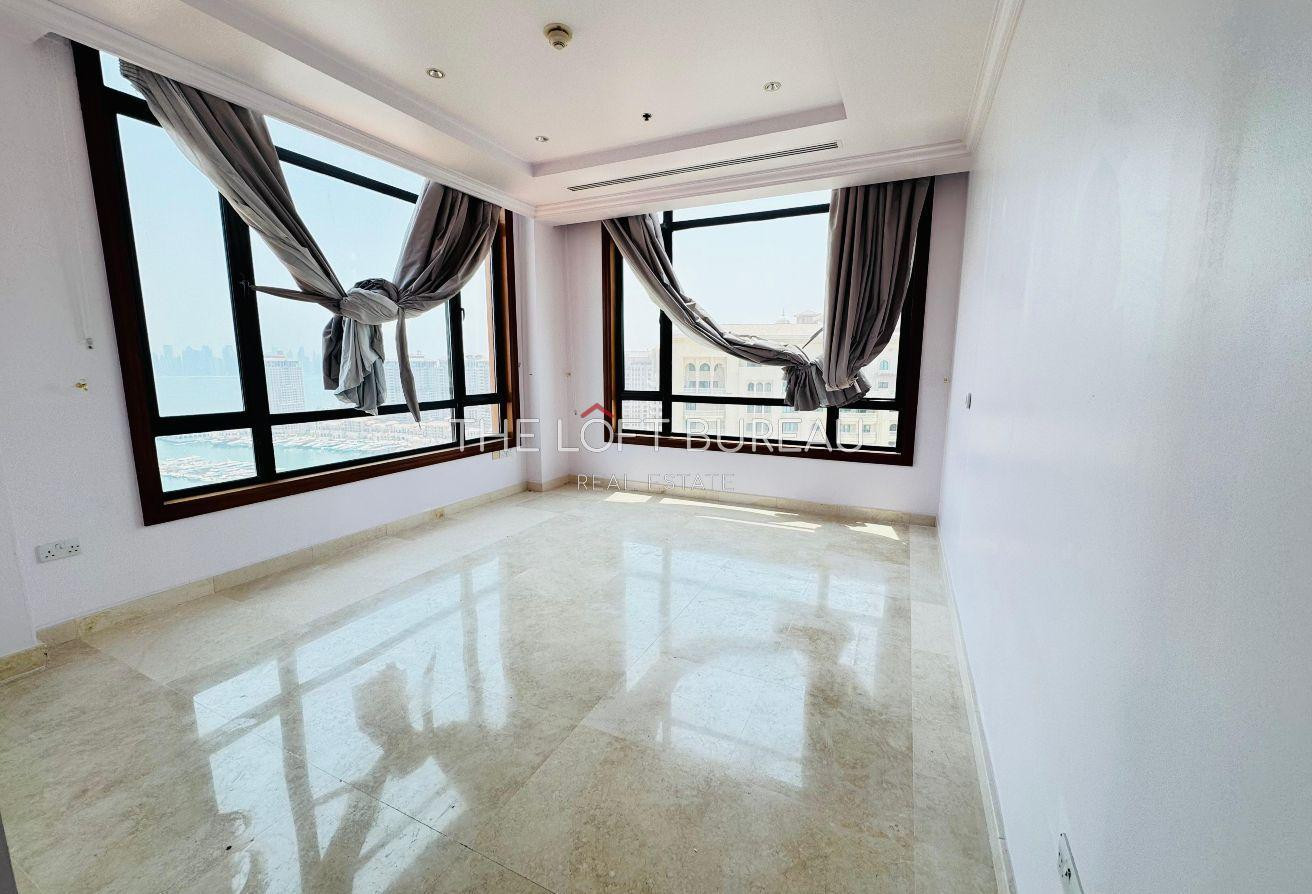 PENTHOUSE MARINA VIEW | SPECIOUS IN HEART OF PEARL - Penthouse in West Porto Drive