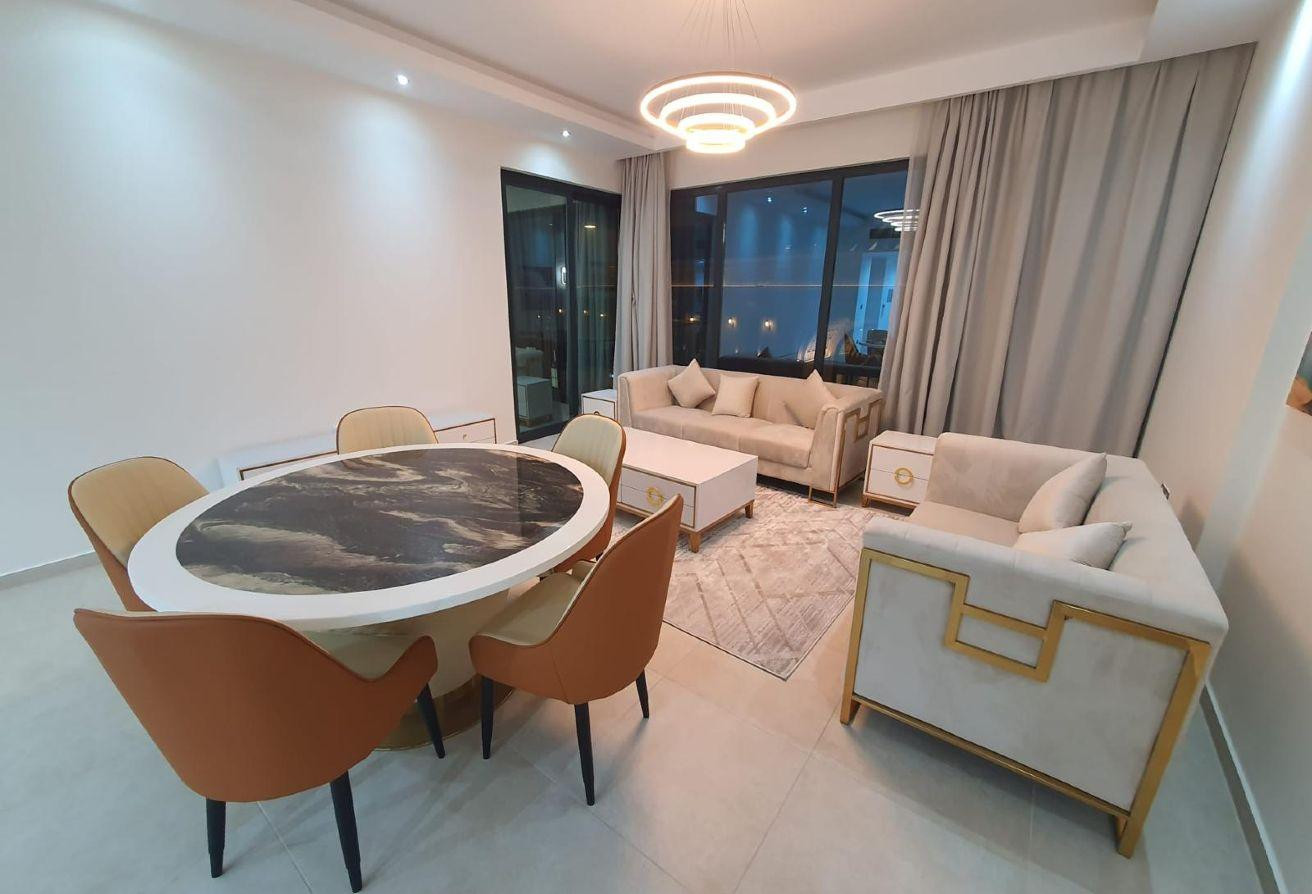 In Front Of Vendom Mall / Lovely One Bed Apartment - Apartment in Marina District