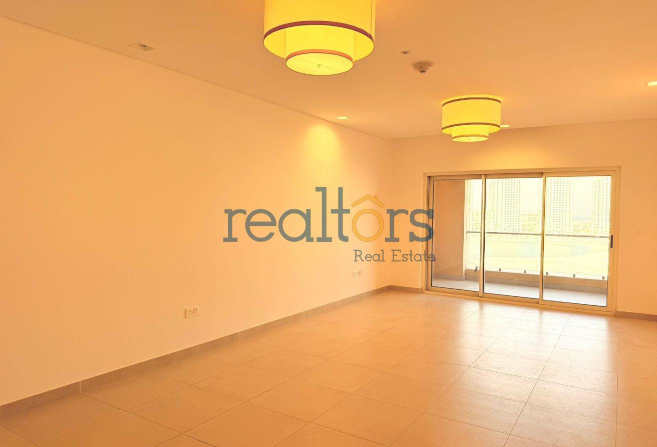 Luxury 1BR Sea View | Viva Bahriyah Semi Furnished - Apartment in Al Mutahidah Tower