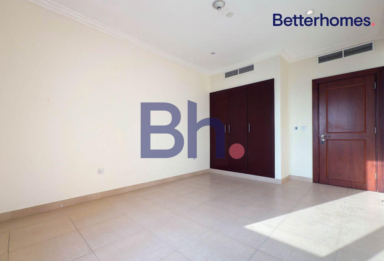 1-BEDROOM UNIT WITH BALCONY | PORTO ARABIA - Apartment in West Porto Drive