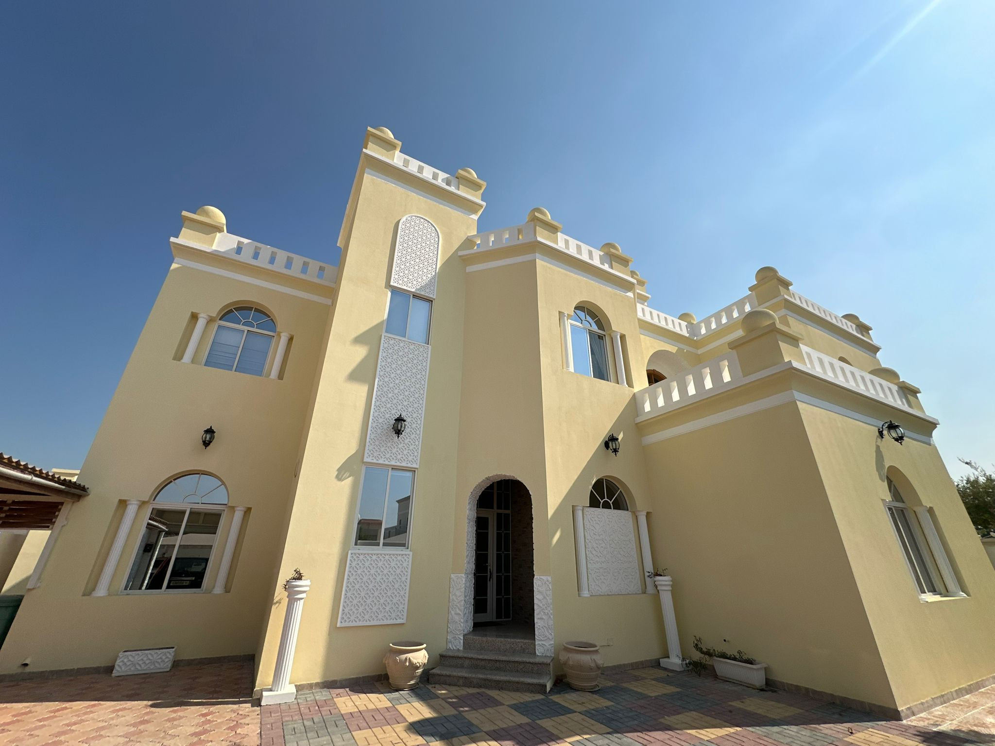 Beautiful Villa For Sale in Al Dafna - Villa in Al Dafna