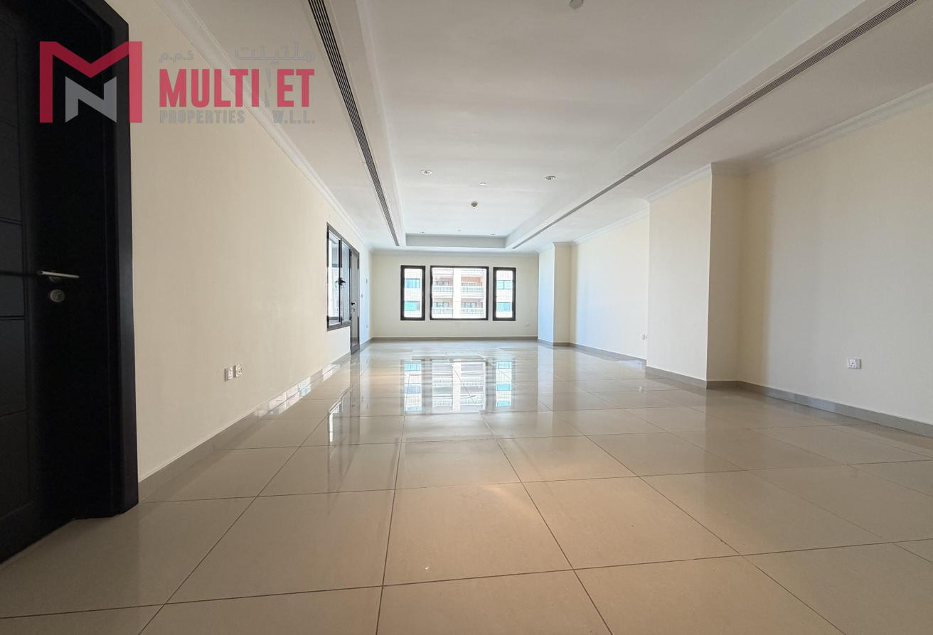 Porto Arabia 2 Bed! Spacious Balcony