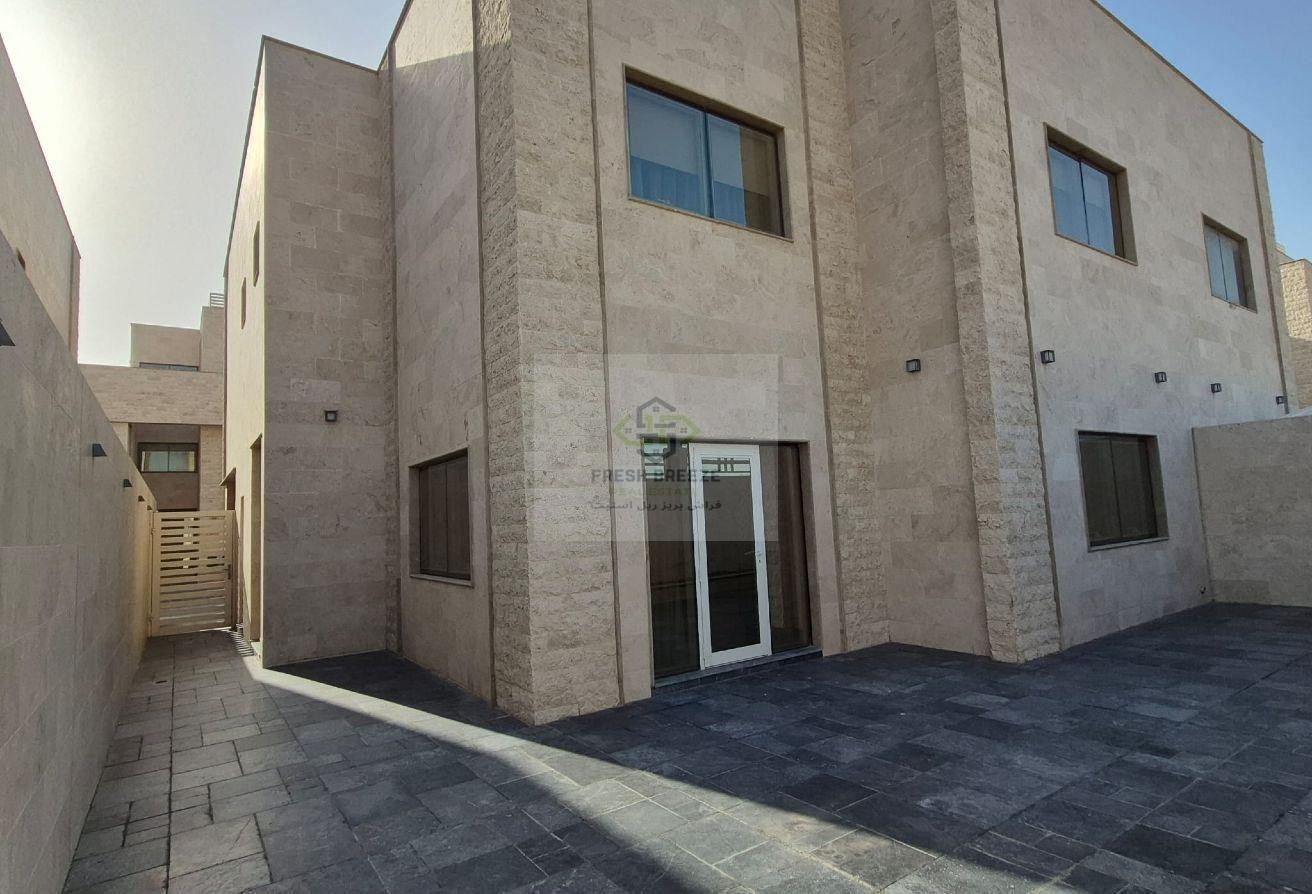 FOR RENT VILLA INSIDE COMPLEX IN AL MAAMOURA