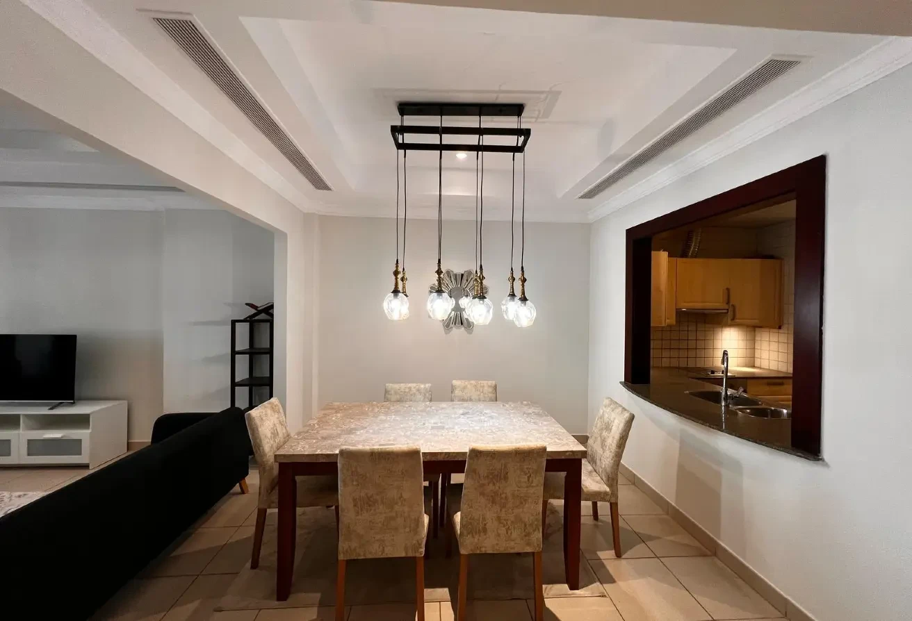 FULLY FURNISHED 1 BEDROOM APARTMENT IN THE PEARL - Apartment in Tower 24