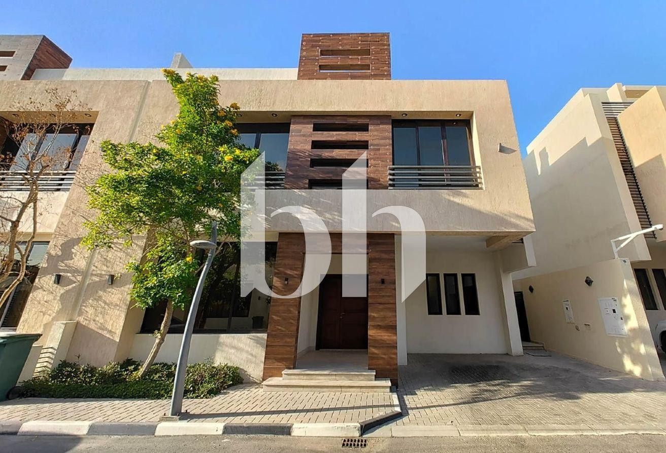 4BDR + Maid Room Compound Villa In Al-Hilal.