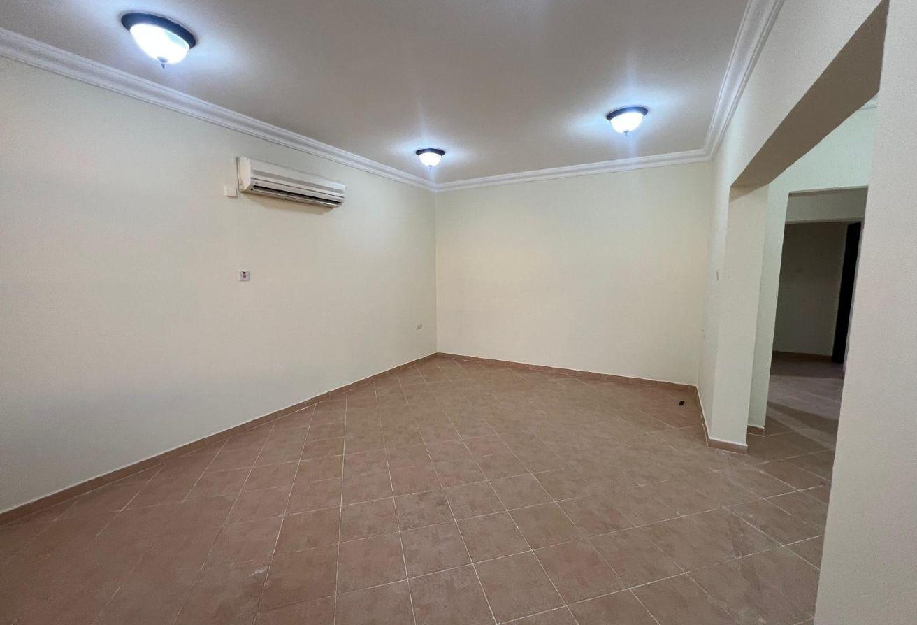 Great Standalone 4Bedroom+maid Villa / Ain Khaled - Villa in Ain Khaled