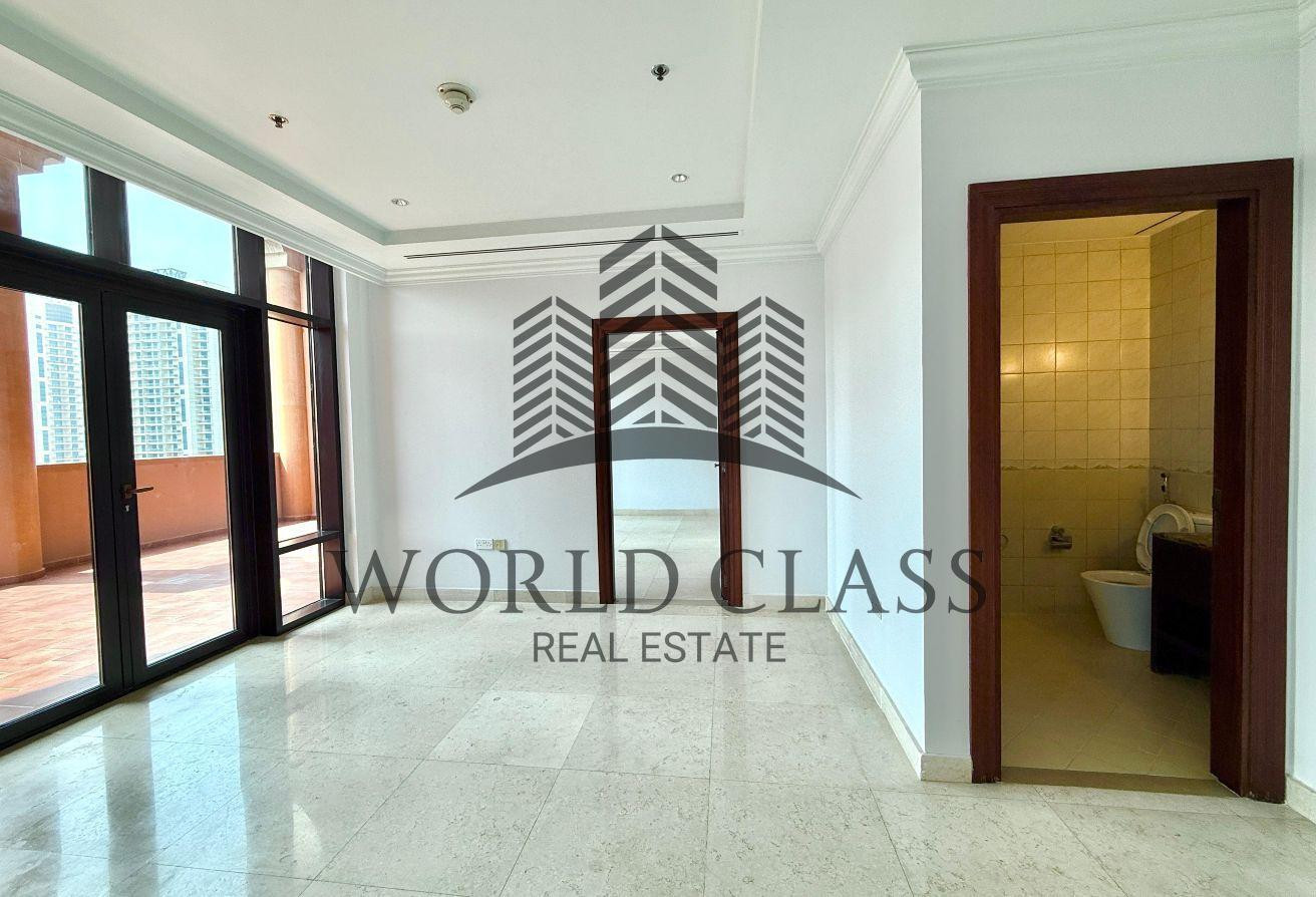 Luxury 4 Bedroom Penthouse for Rent Semi Furnished - Penthouse in West Porto Drive