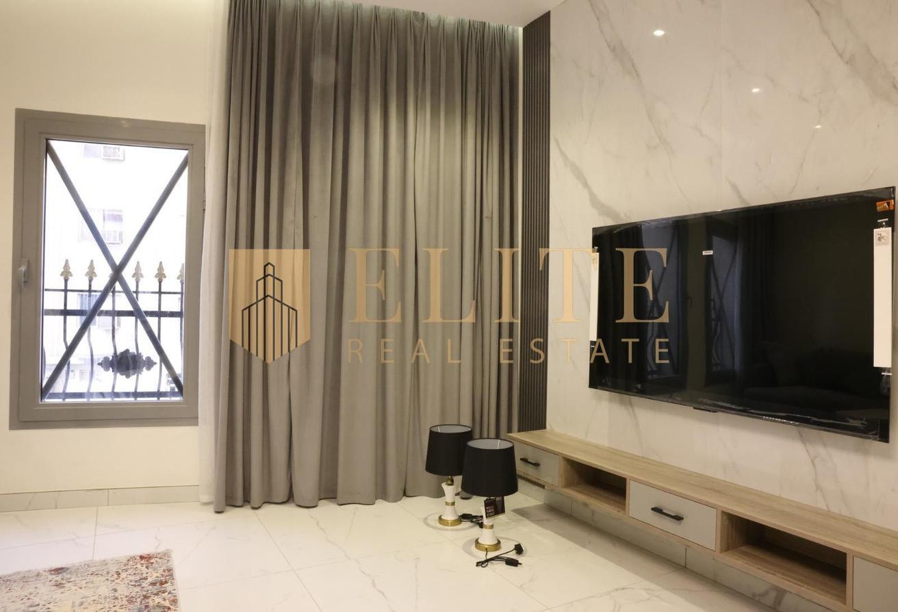 All Included | Luxurius Brand New One Bedroom - Apartment in Hadramout Street