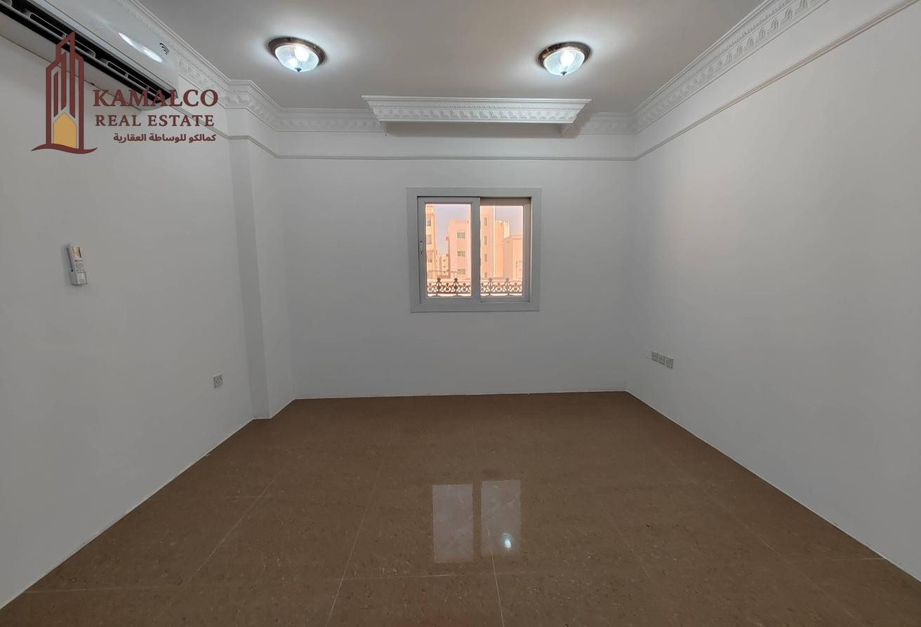 Bright 1 BHK Un Furnished Ready To Move Near Metro - Apartment in Umm Ghuwailina