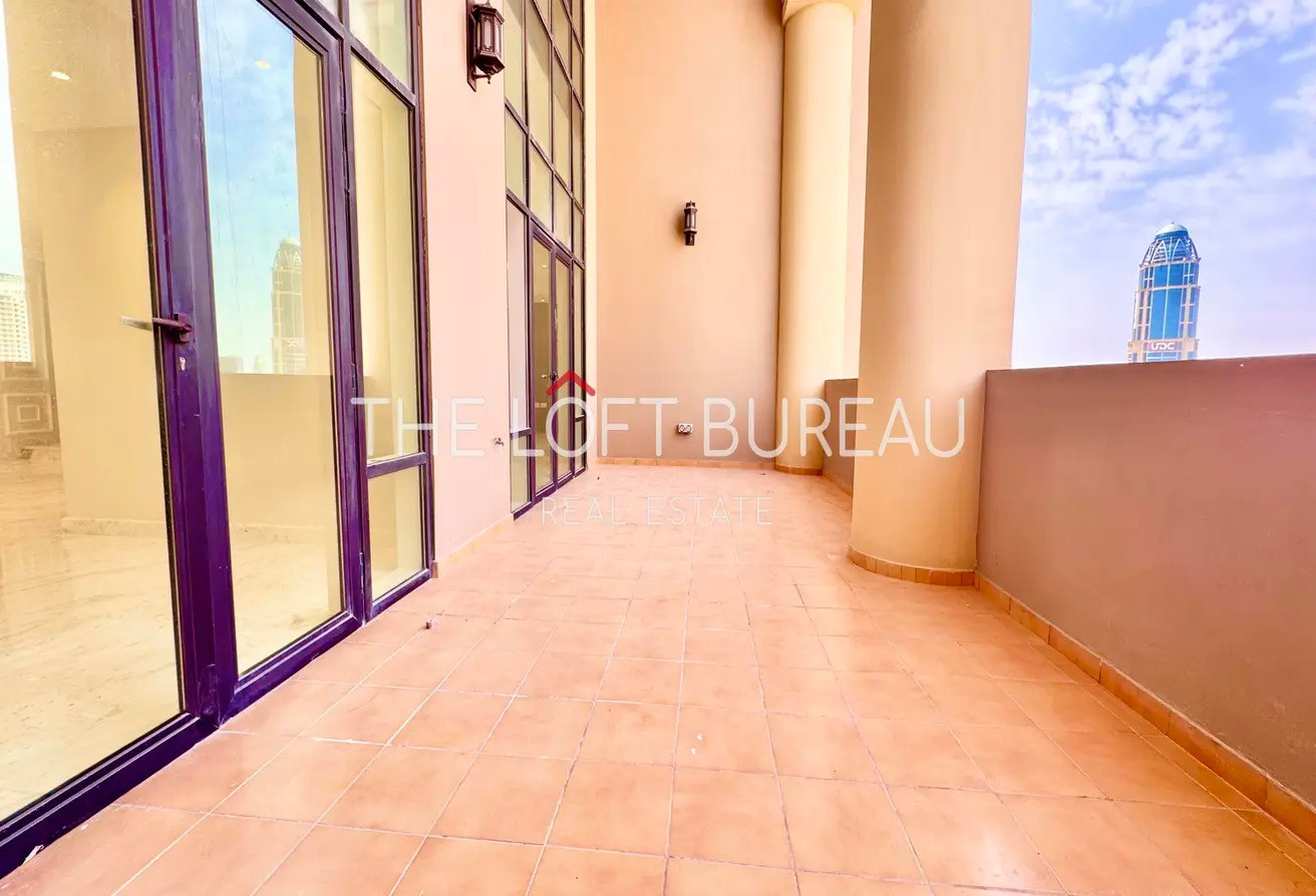 Very Spacious 5 Bedroom with Maids Room Penthouse