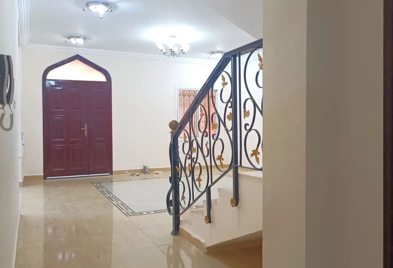 1 MONTH FREE | MODERN 4BDR VILLA | PRIME AMENITIES - Compound Villa in Street 870