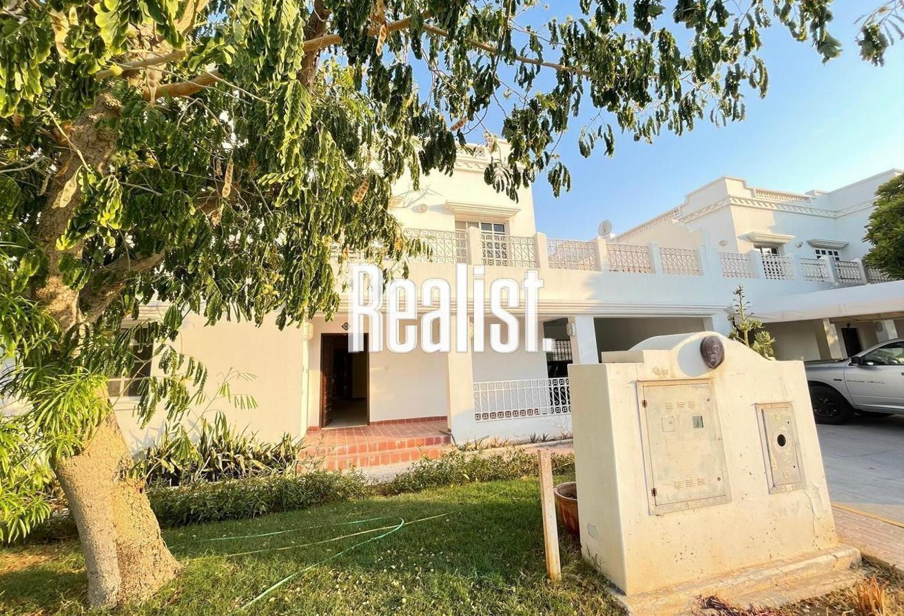 VILLA 4 BEDROOMS +MAID | FAREEJ AL SOUDAN - Villa in Al Waab Street