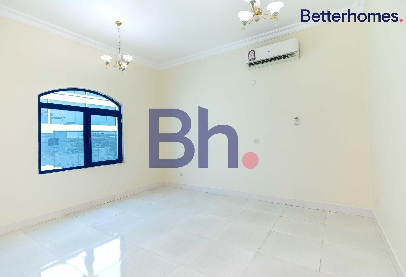 SPACIOUS | 5 BEDROOMS | UNFURNISHED | BACKYARD - Villa in Al Nuaija Street