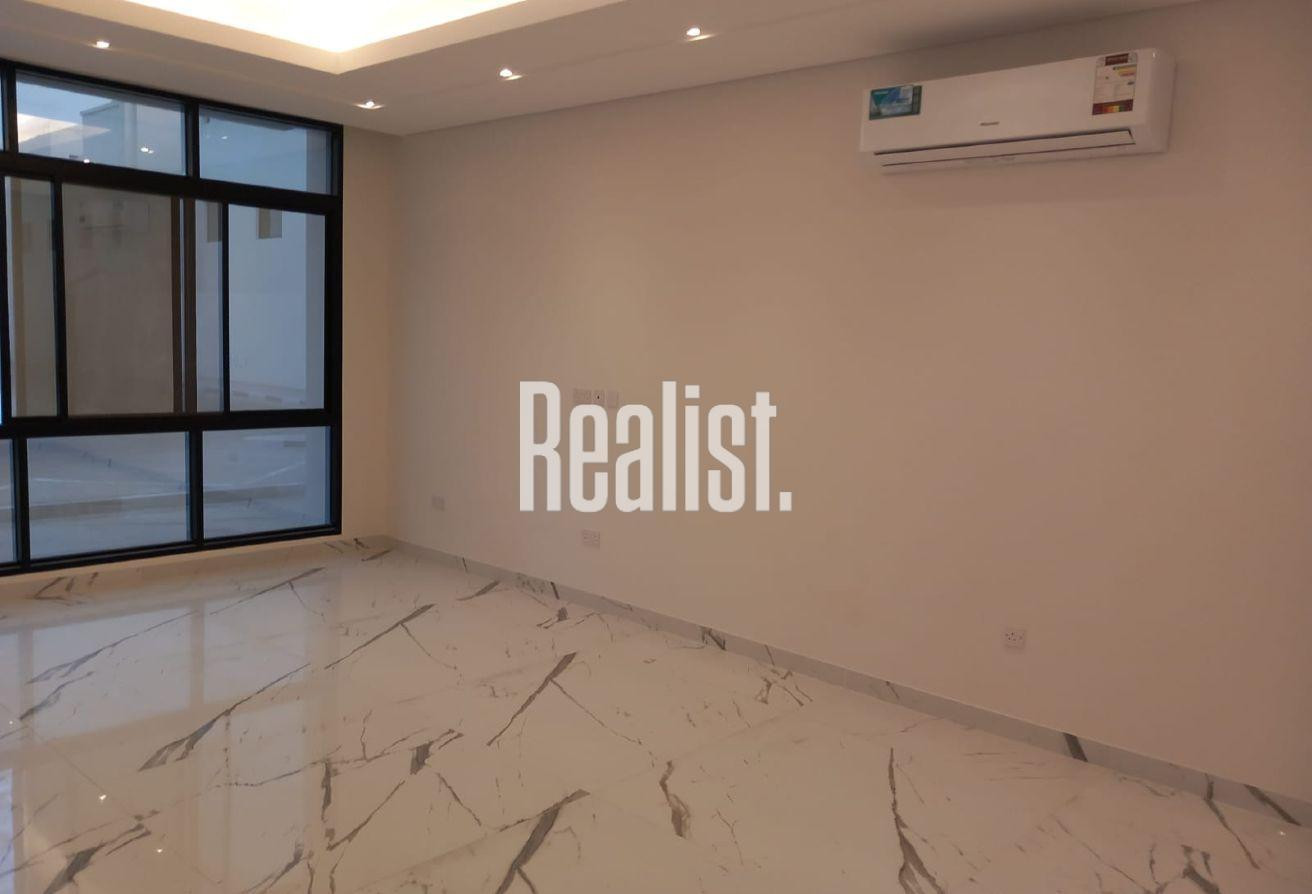 WELL MAINTAINED | 5+MAID COMPOUND VILLA IN AZIZIYA - Villa in Al Numan Street
