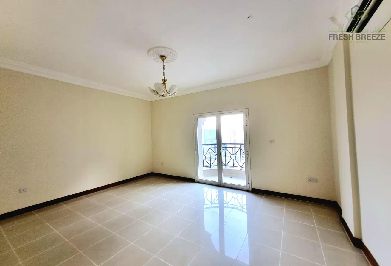 Spacious 2-Bedroom Apartment With Balcony - Apartment in Al Sadd