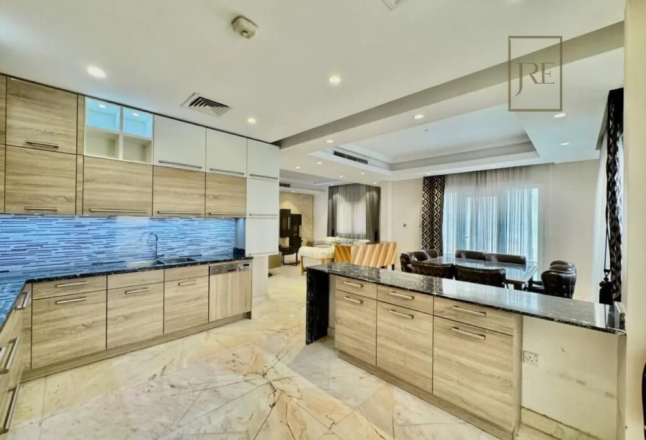 Luxury 4-Bedroom+Maids Compound Villa- Al Mamoura - Villa in Al Maamoura