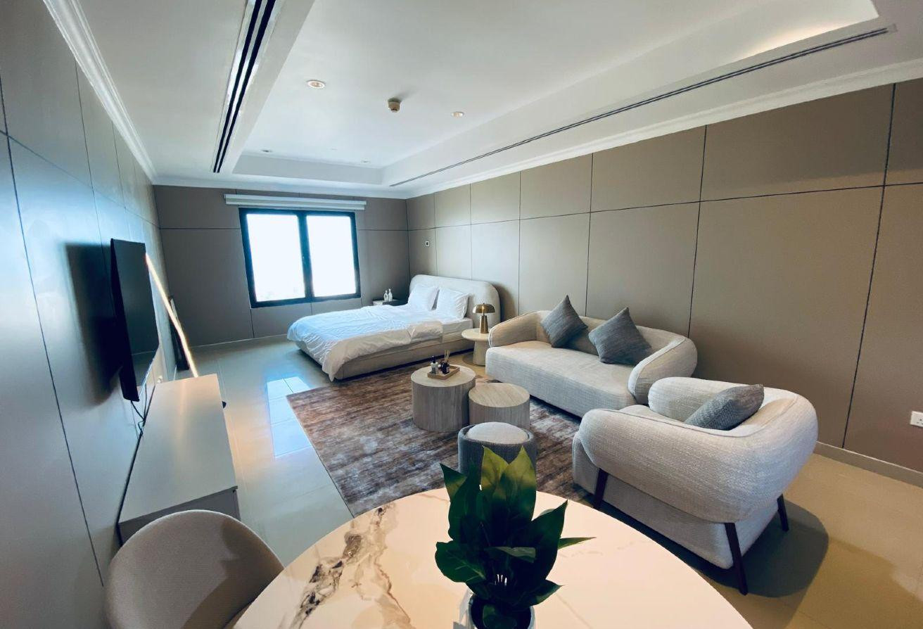 FOR SALE-AMAZING STUDIO-F/F-WITH TITLE DEEDS - Studio Apartment in East Porto Drive