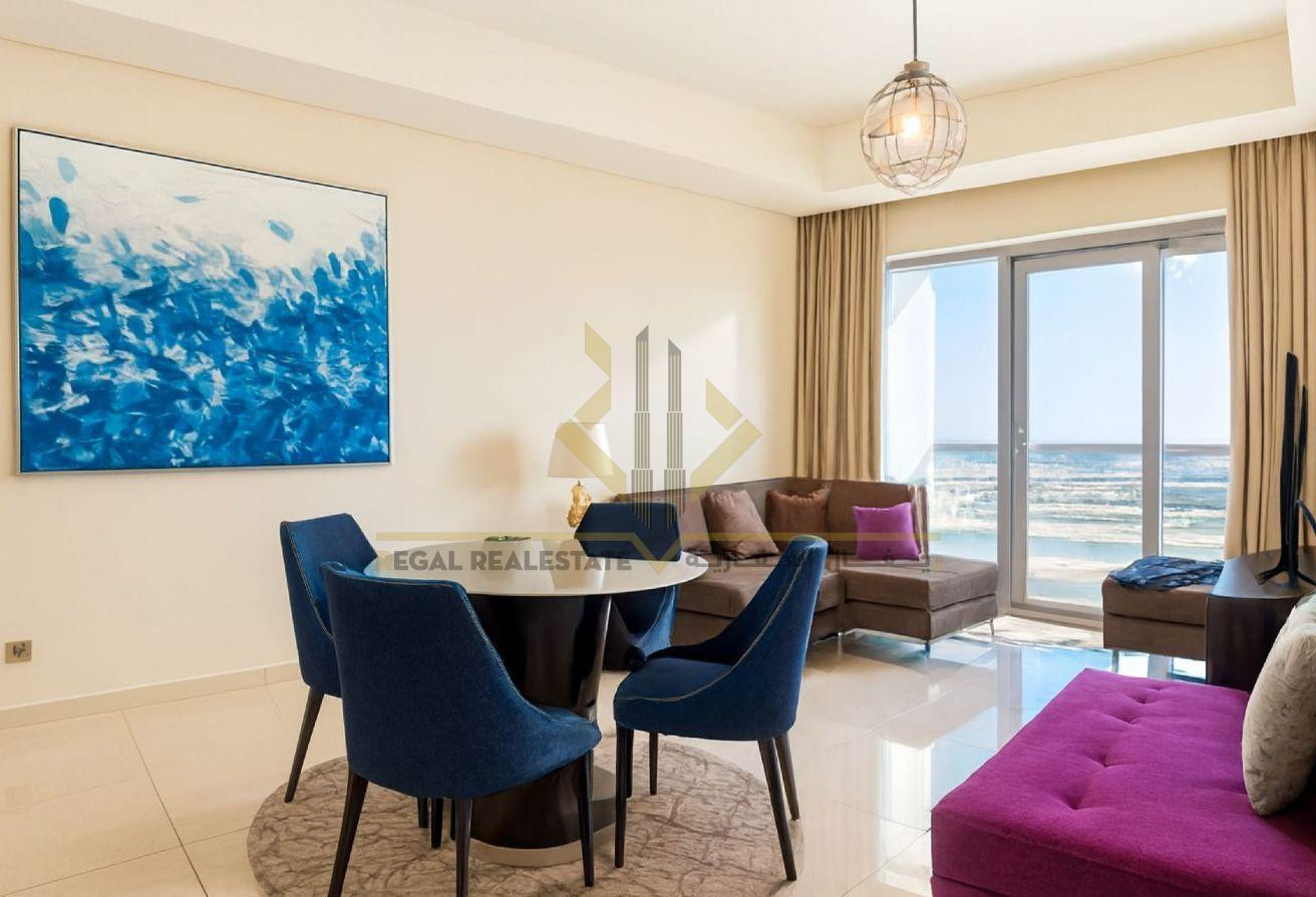 Luxurious Apartment with Bills and Sea View