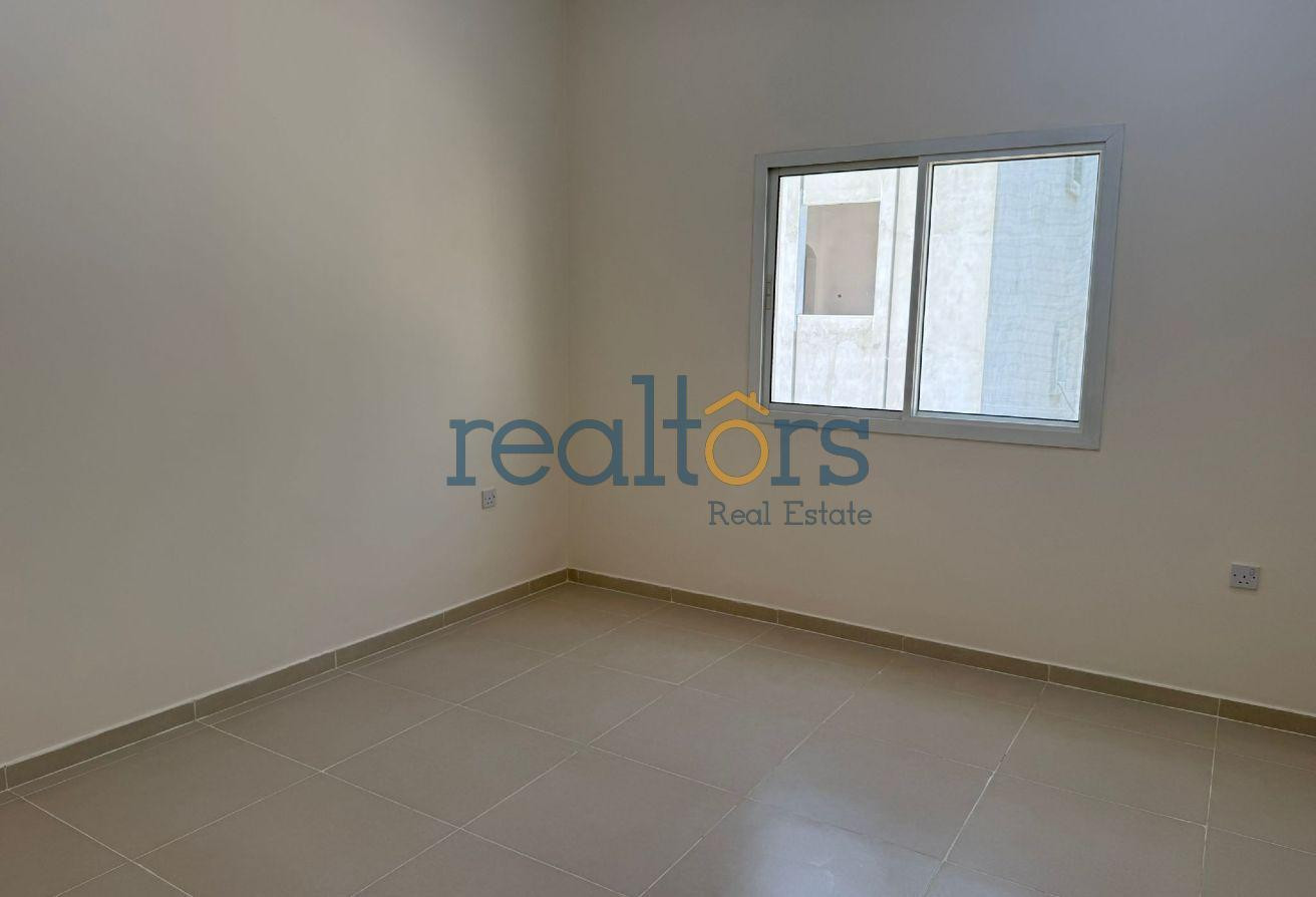 Elegant 5BR Villa with Garden in Al Hilal - Villa in Al Hilal