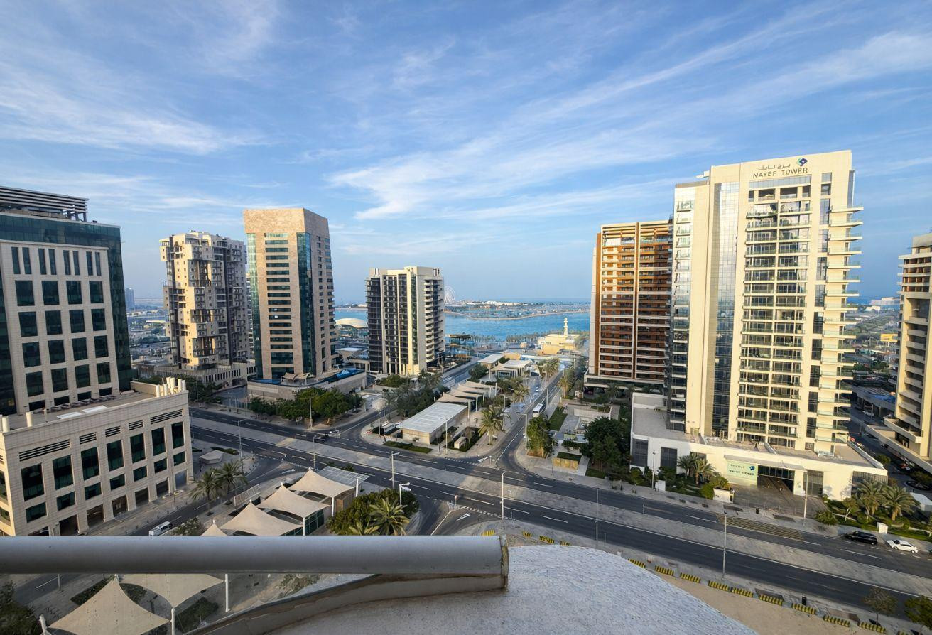 Affordable Price - Unfurnished 3Bedroom - Lusail