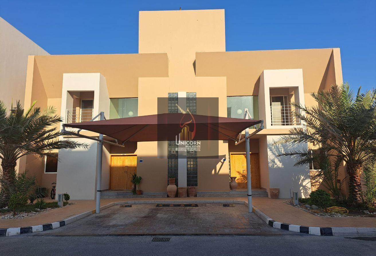 3- Bedroom | SF | Backyard-Balcony |With Amenities - Compound Villa in Al Thumama
