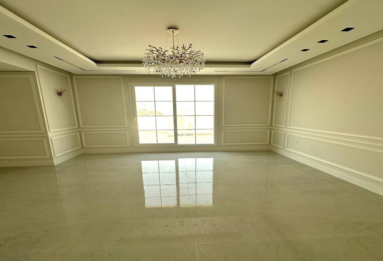 PRESTIGIOUS 7BR ULTRA-LUXURY VILLA + BASEMENT - Apartment in Abu Hamour
