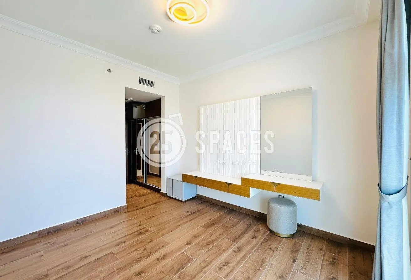 Furnished I 2 Bdm Apt Balcony Seaview I Bills Incl