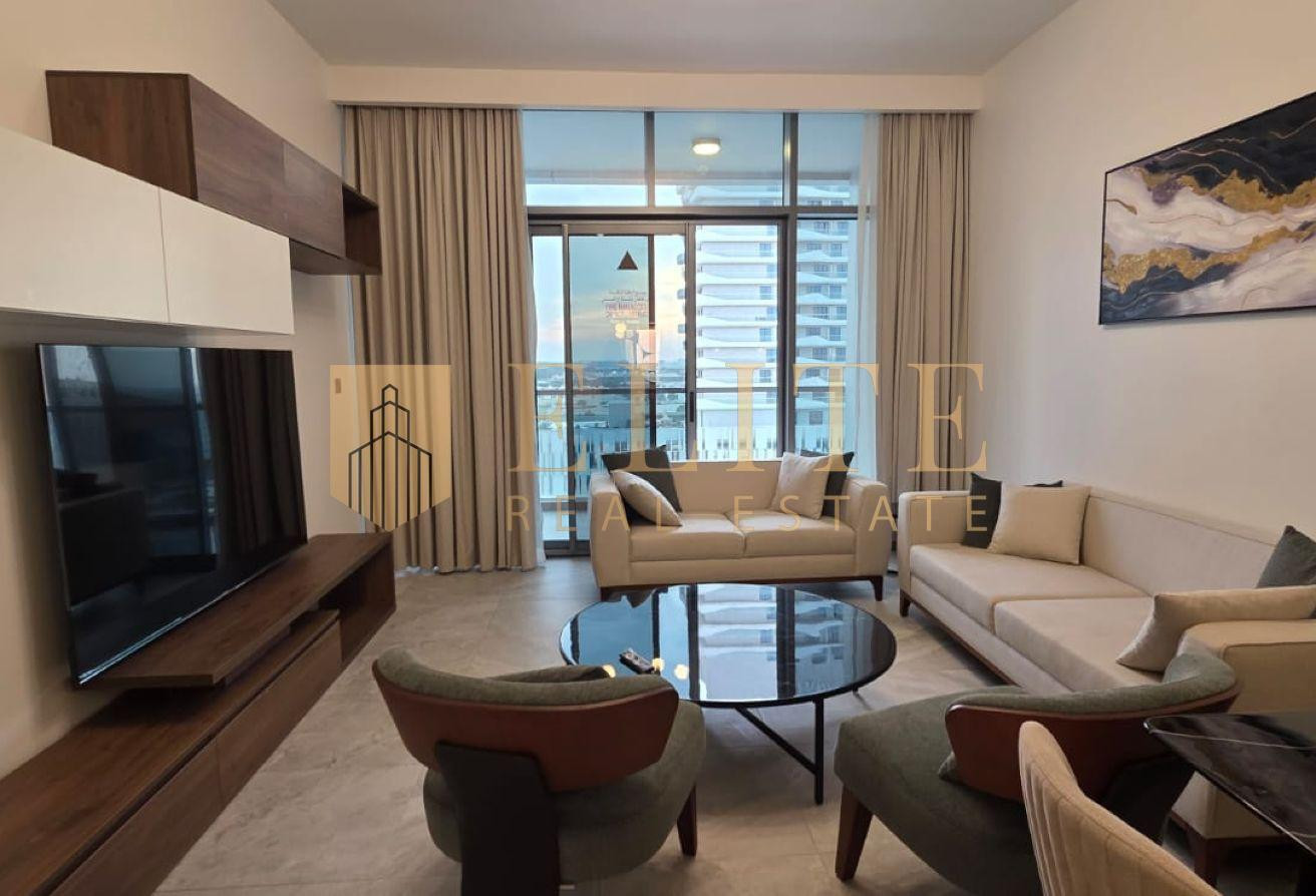 Urban Living | High Floor | Bills included