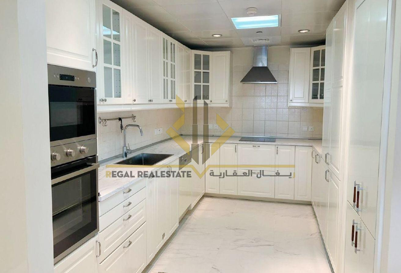 For Sale: Spacious 2-Bedroom Semi-Furnished - Apartment in West Porto Drive