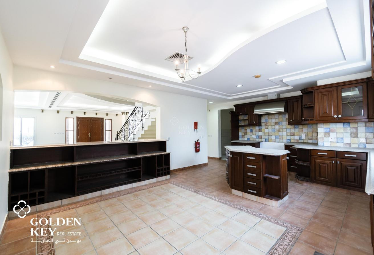 Open Floor Plan ✅ Spacious Balcony | Open Kitchen. - Villa in North Gate