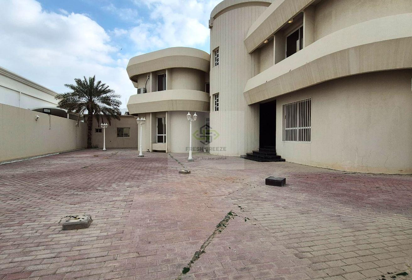 LUXURY 4+MAID VILLA | PREMIUM LOCATION | DOHA