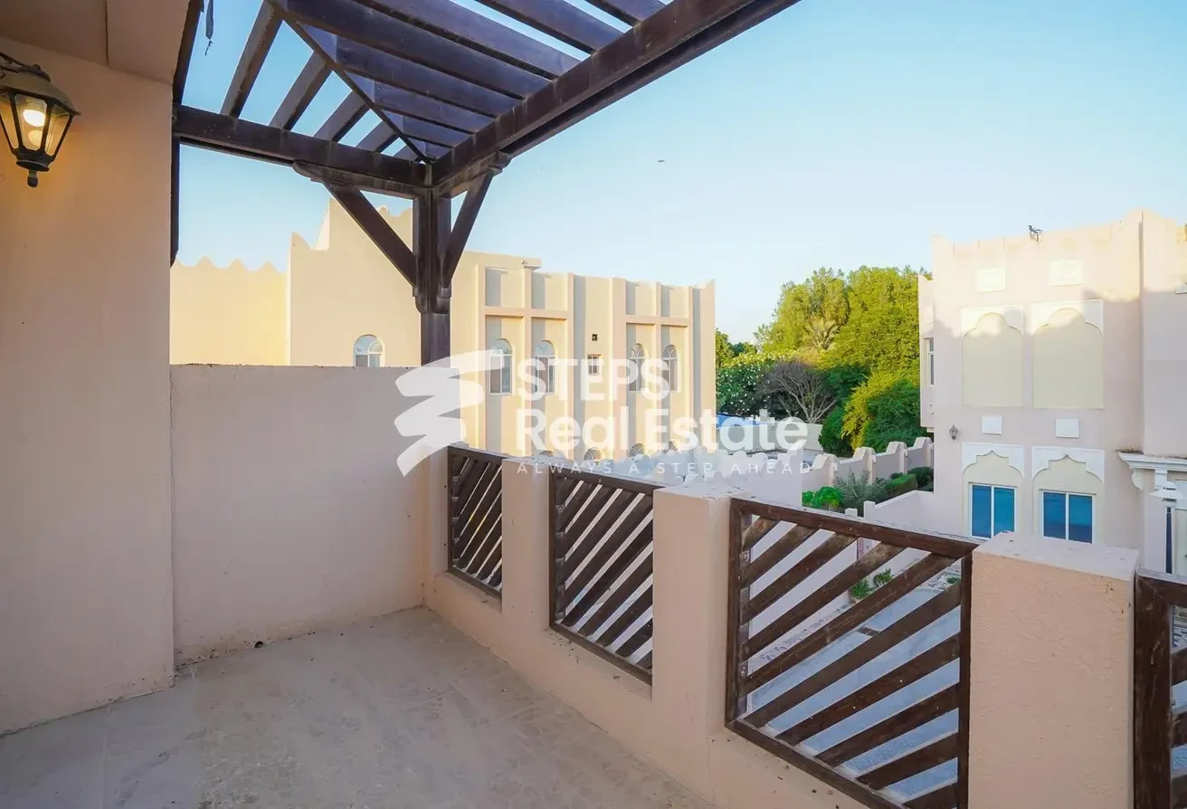 Amazing Deal! 5BHK Compound Villa with Backyard - Compound Villa in West Bay Lagoon Street