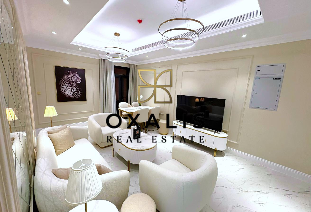 LUXURIOUS 2 BEDROOMS FURNISHED | NEAR WEST WALK