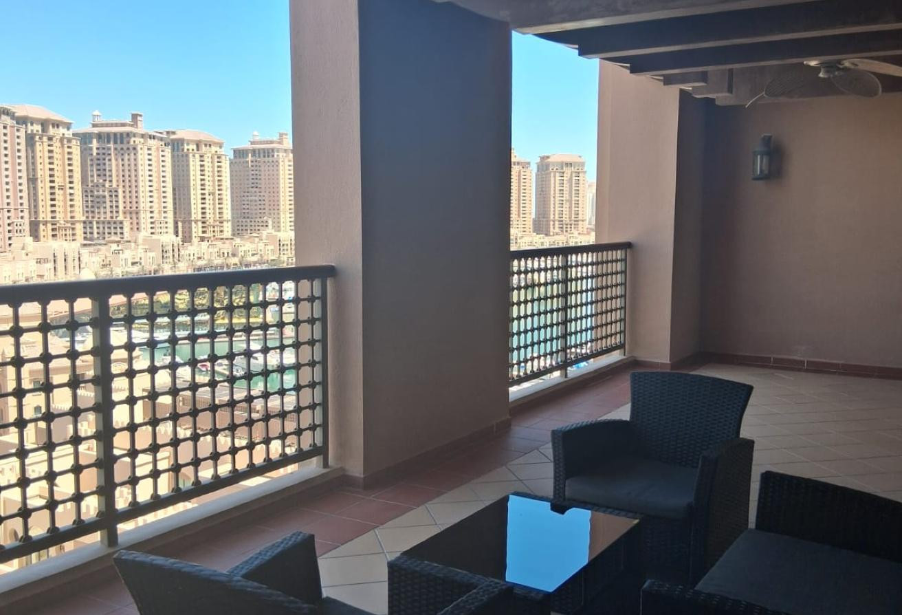 FF 2BHK ! Marina View ! Short and Long Term - Apartment in Tower 7 (Ferrari Tower)