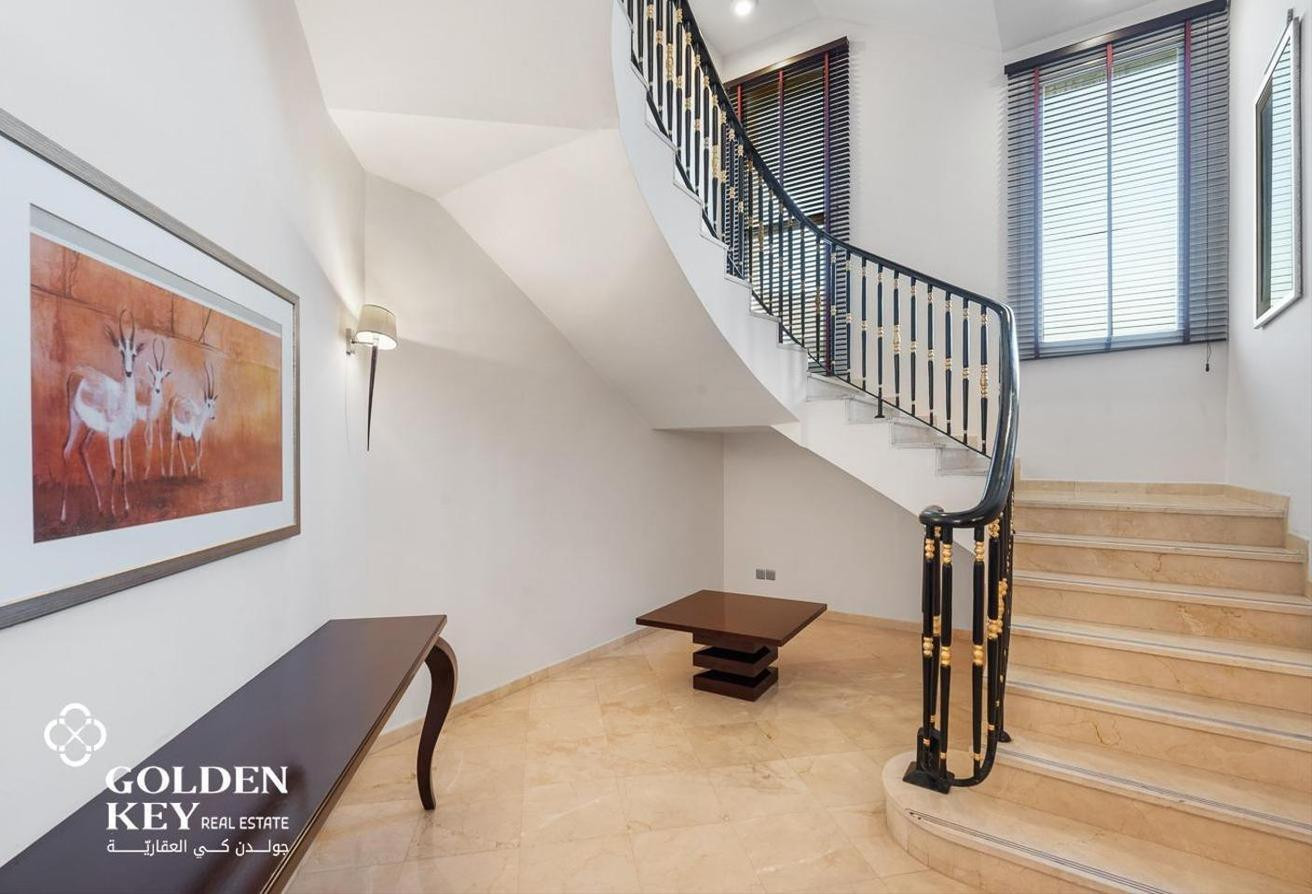 Including Bills+ Wifi ✅ Balcony✅ Fully furnished - Villa in South Gate