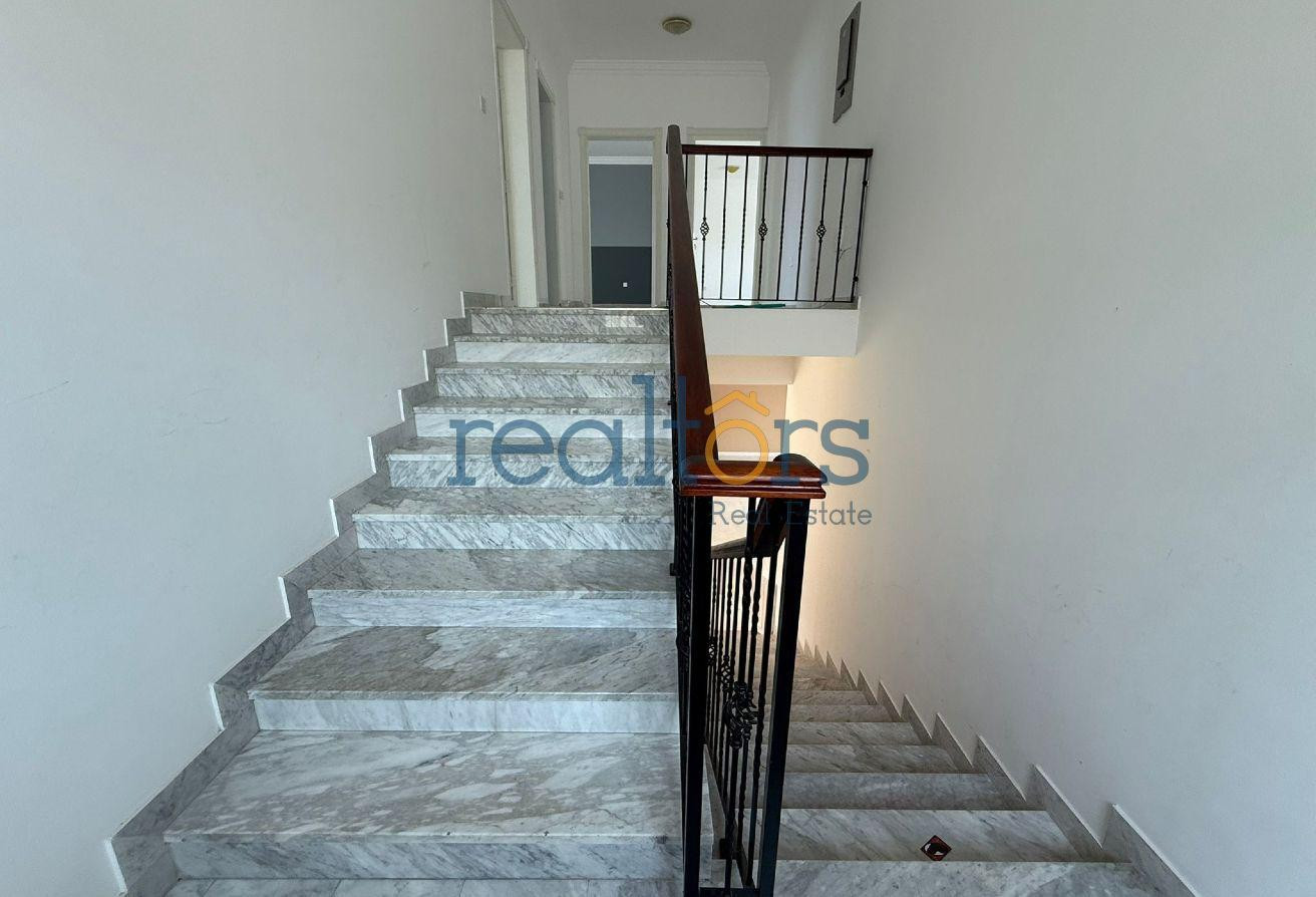 Spacious 4BR Compound Villa with Huge Backyard - Compound Villa in Al Luqta