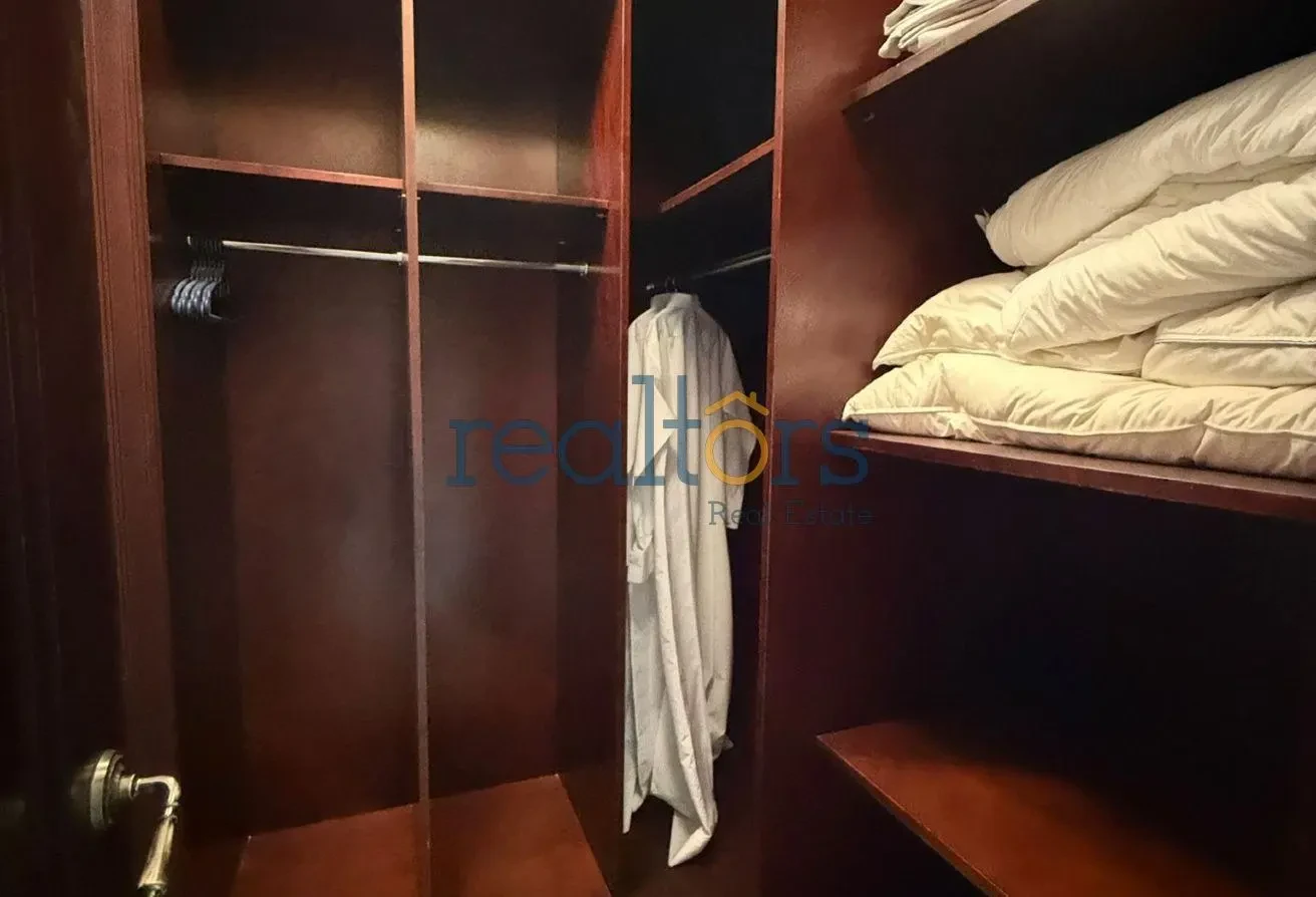 For Sale: Furnished Duplex Townhouse Porto Arabia - Duplex in Tower 12