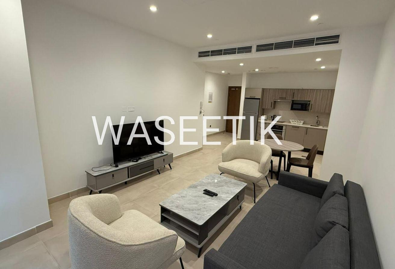 Luxury semi Furnished Modern 3bhk flat for Rent