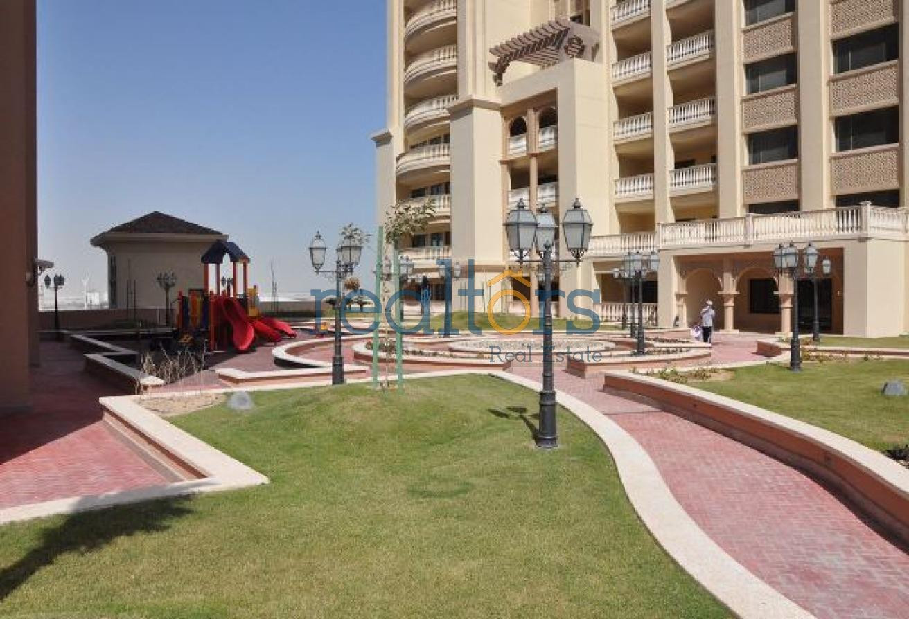 Large 2 bedroom apartment. Attractive price - Apartment in Tower 9