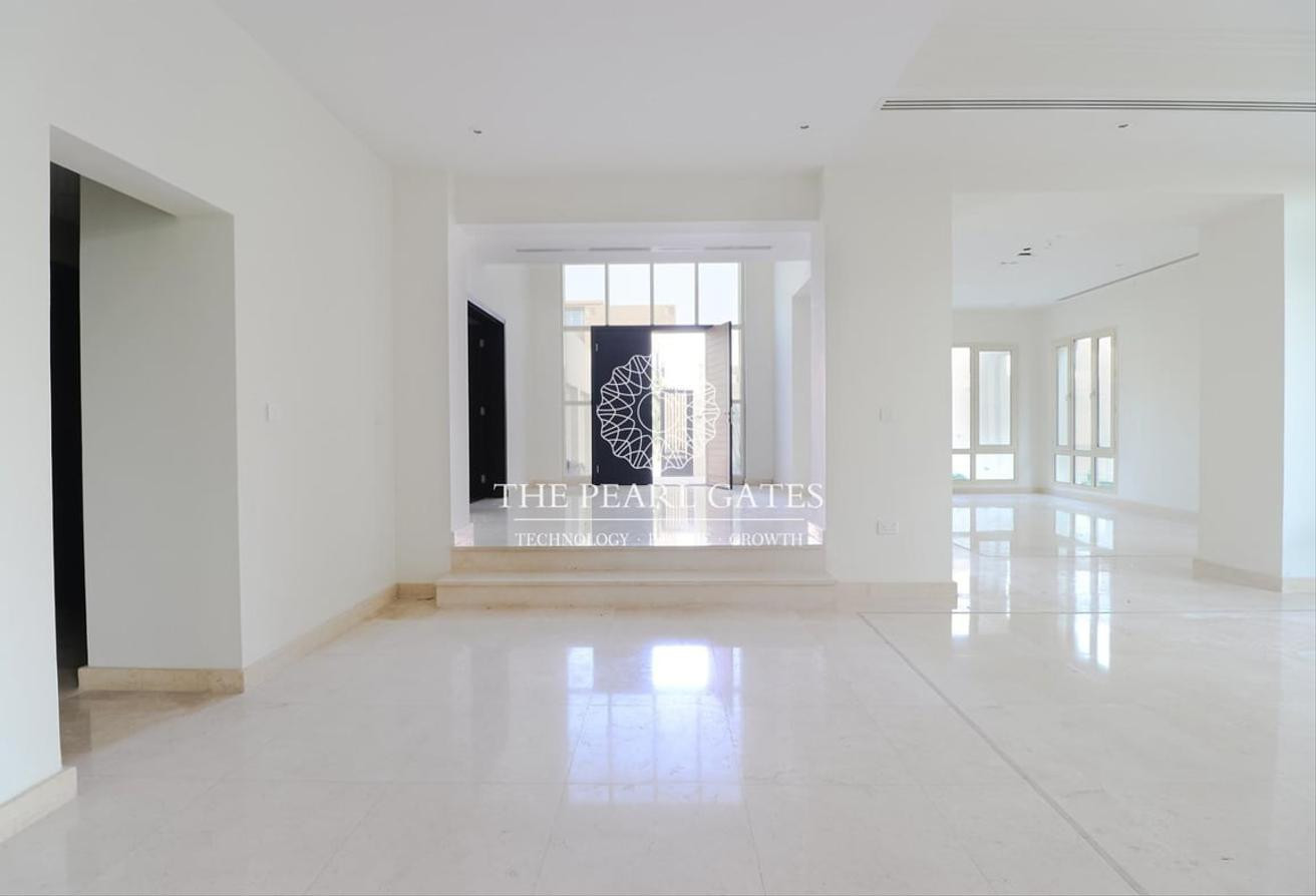 Beautiful 4 Bedroom | Premium Compound in Al Waab - Villa in Al Waab Street